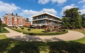 Wivenhoe House Hotel